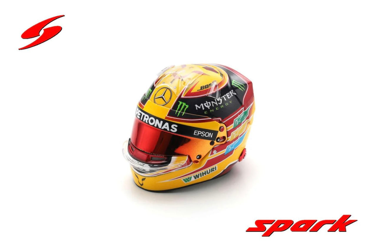 Spark 1:5 Scale Lewis Hamilton 2017 Helmet