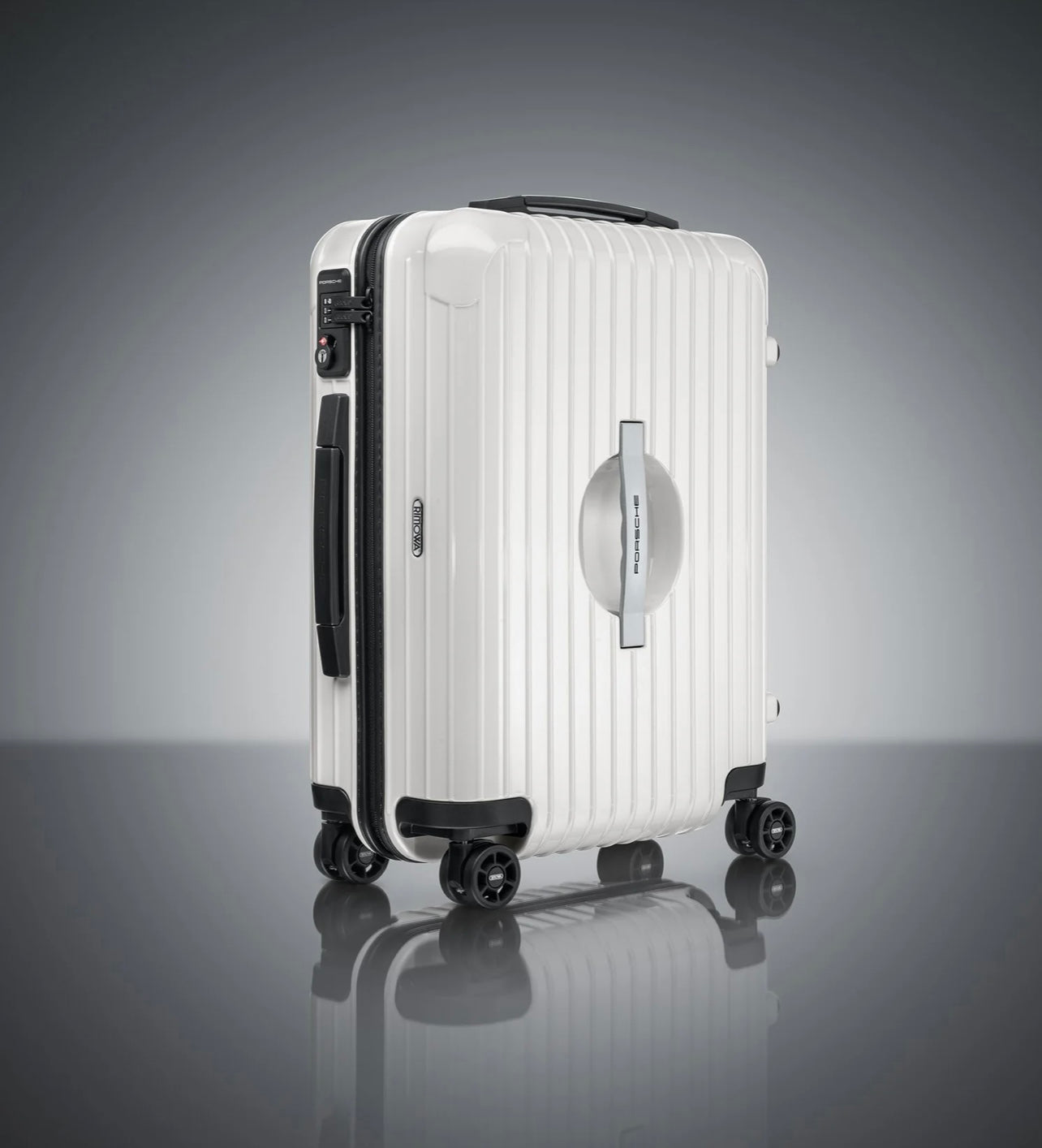 [ Pre-Order ] Porsche X Rimowa Luggage w Car care set