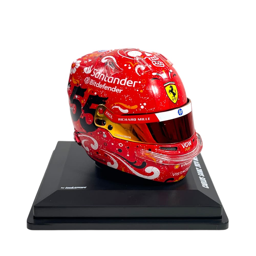 Looksmart 1:5 Scale Carlos Sainz 2024 GP Helmet